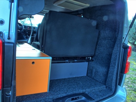 Le coffre conserve un belle capacité pour les bagages
